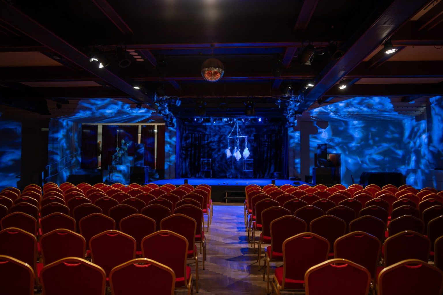 PKC - renginių salė 4